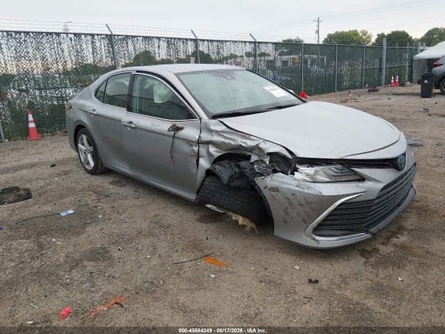 2023 TOYOTA CAMRY XLE HYBRID