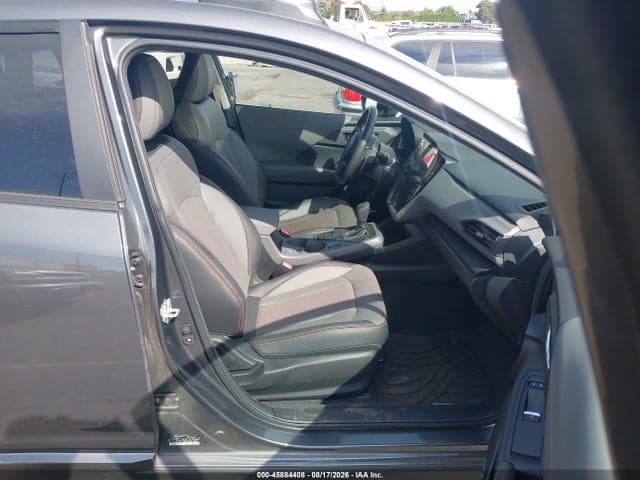 2025 SUBARU CROSSTREK LIMITED 5