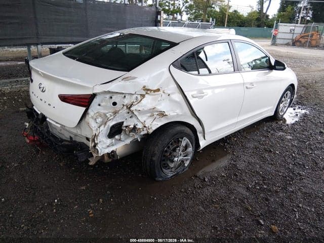 2020 HYUNDAI ELANTRA SE 4