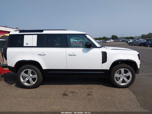 2022 LAND ROVER DEFENDER 110 X-DYNAMIC HSE 14