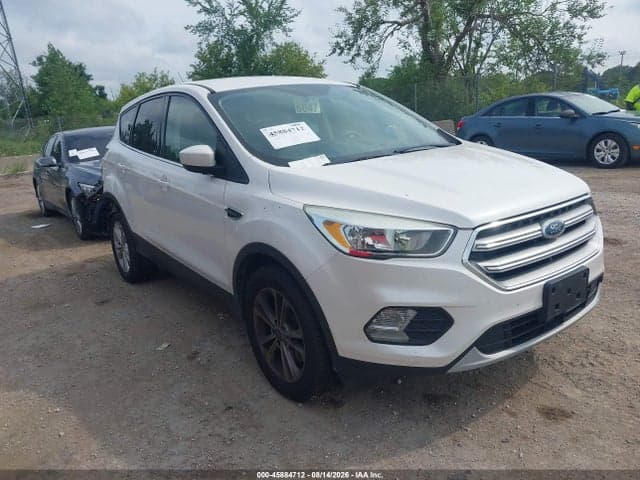 2017 FORD ESCAPE SE 1
