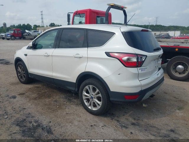 2017 FORD ESCAPE SE 3