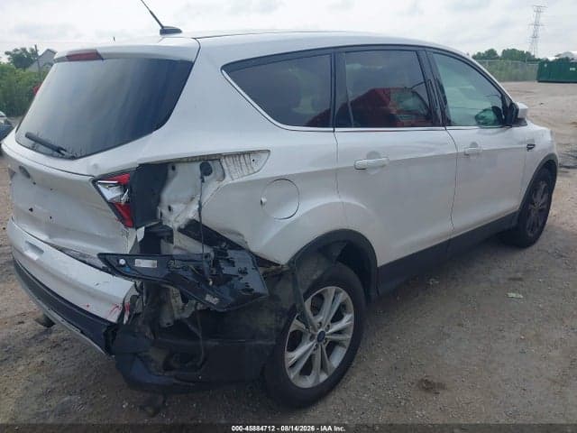 2017 FORD ESCAPE SE 4