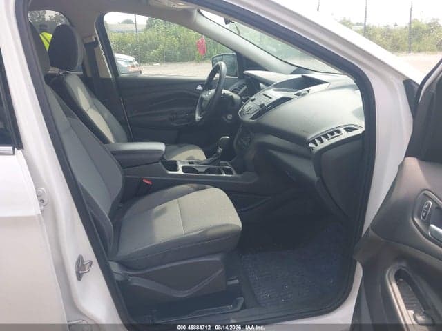 2017 FORD ESCAPE SE 5