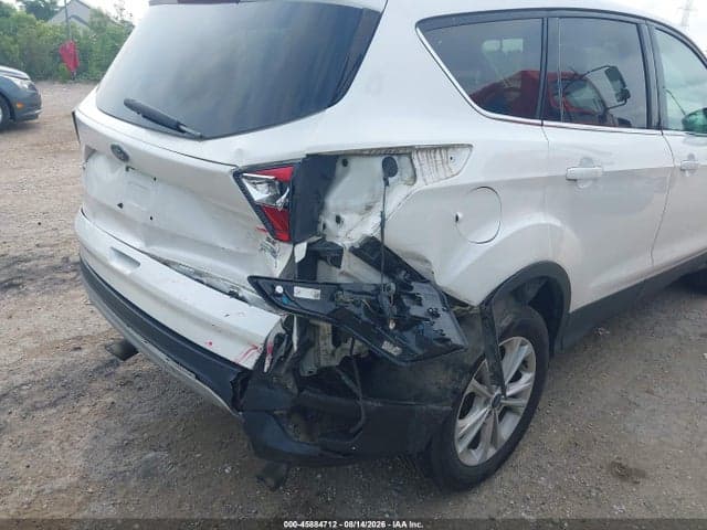 2017 FORD ESCAPE SE 6