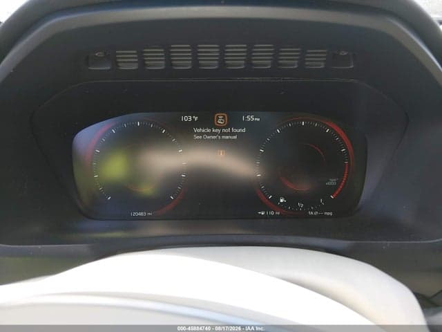 2017 VOLVO XC90 T6 MOMENTUM 7