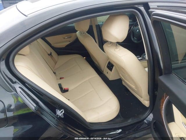 2018 BMW 320I XDRIVE 8