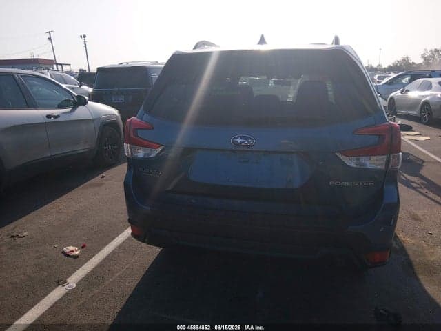 2021 SUBARU FORESTER PREMIUM 17
