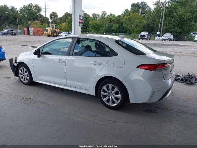 2022 TOYOTA COROLLA LE 3