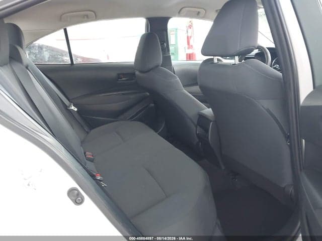 2022 TOYOTA COROLLA LE 8