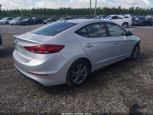 2018 HYUNDAI ELANTRA SEL 4