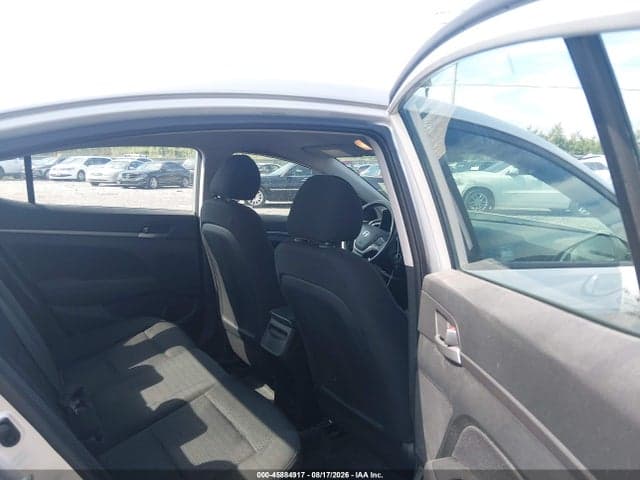 2018 HYUNDAI ELANTRA SEL 8