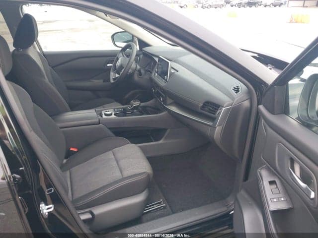 2026 NISSAN ROGUE SV 5