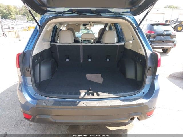 2021 SUBARU FORESTER 17