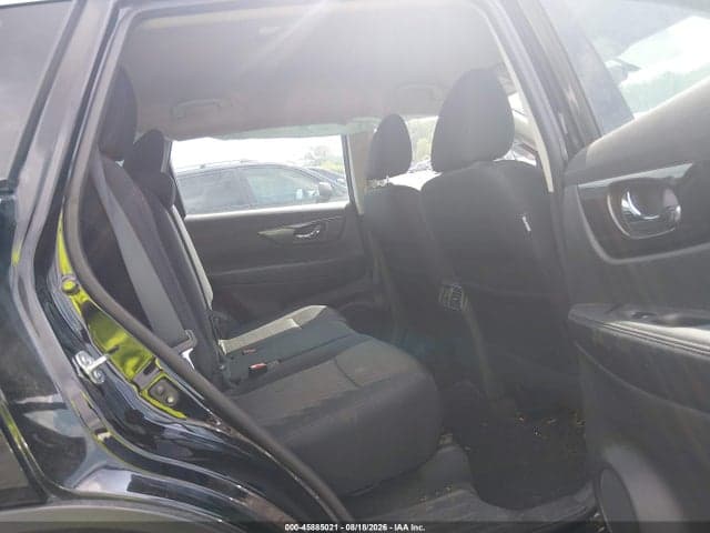 2018 NISSAN ROGUE S 9