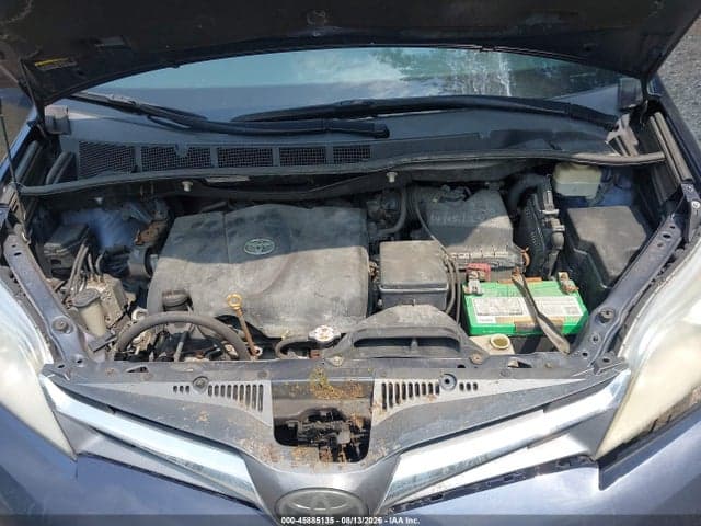 2018 TOYOTA SIENNA XLE 8 PASSENGER 10