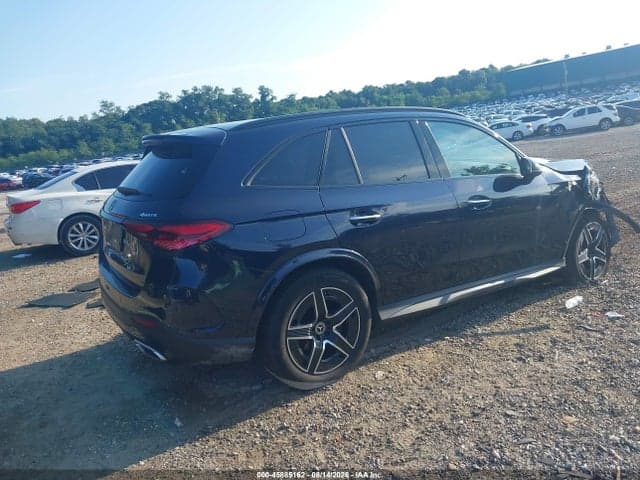 2023 MERCEDES-BENZ GLC 300 4MATIC SUV 4
