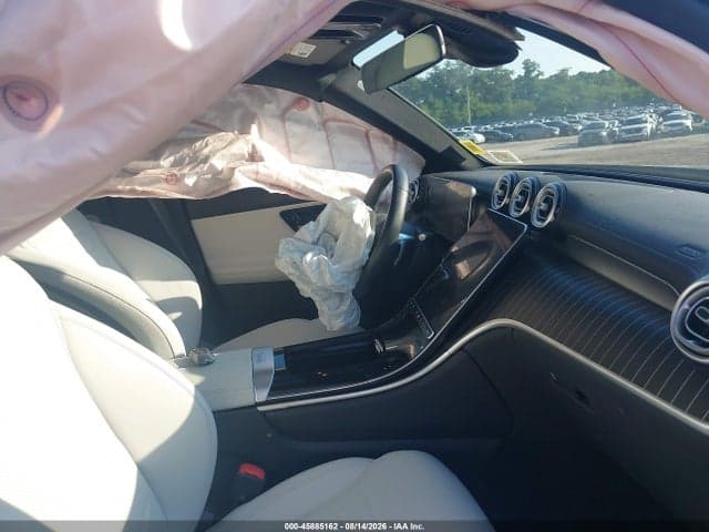2023 MERCEDES-BENZ GLC 300 4MATIC SUV 5