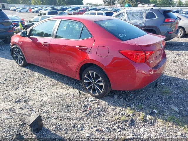 2019 TOYOTA COROLLA SE 3