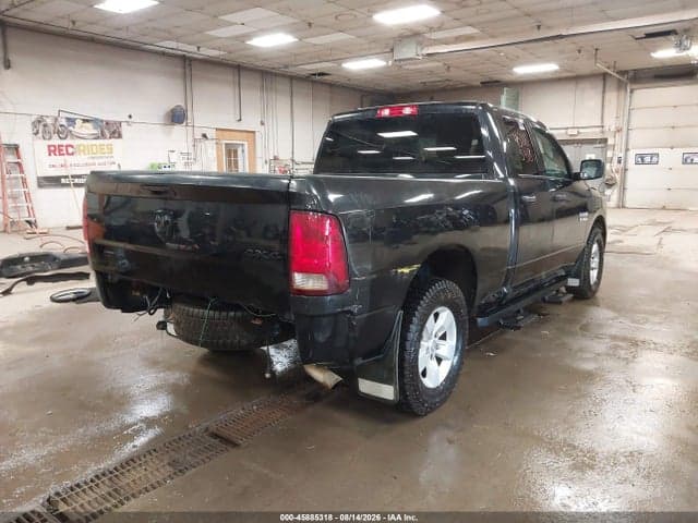2017 RAM 1500 EXPRESS 4X4 6'4 BOX 4