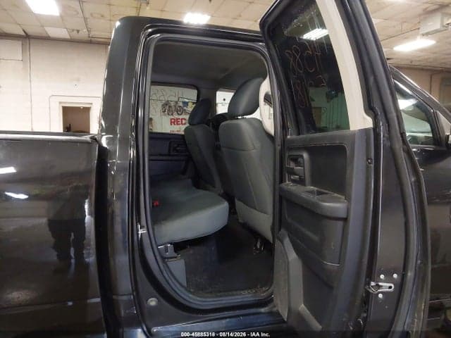 2017 RAM 1500 EXPRESS 4X4 6'4 BOX 8