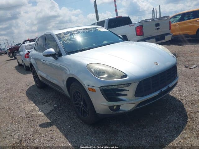 2017 PORSCHE MACAN 1
