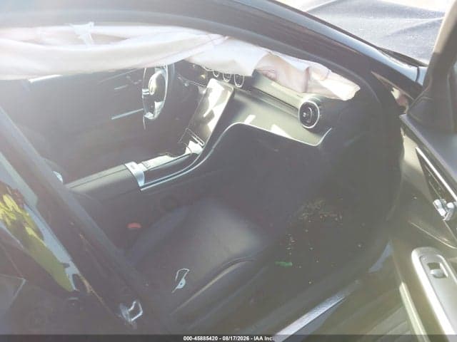 2025 MERCEDES-BENZ C 300 5