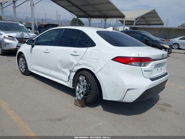 2026 TOYOTA COROLLA LE 3