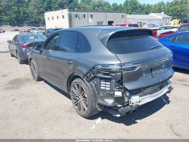 2023 PORSCHE CAYENNE GTS 3