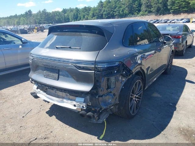 2023 PORSCHE CAYENNE GTS 4