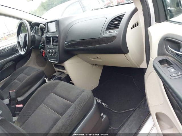 2017 DODGE GRAND CARAVAN SE 5