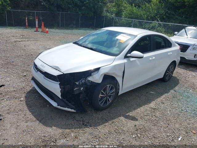 2023 KIA FORTE LXS 2