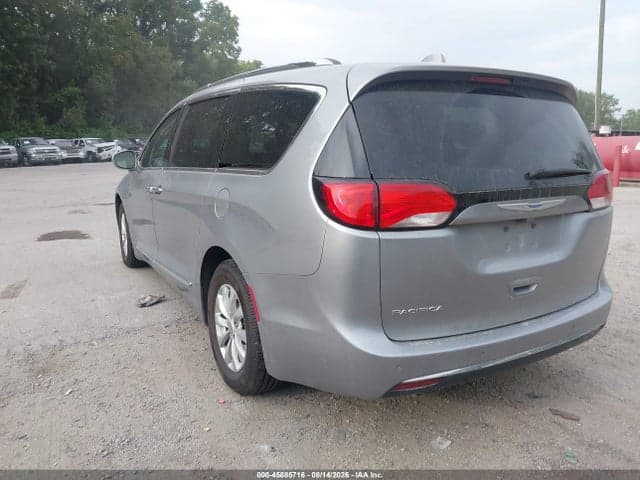 2018 CHRYSLER PACIFICA TOURING L 3