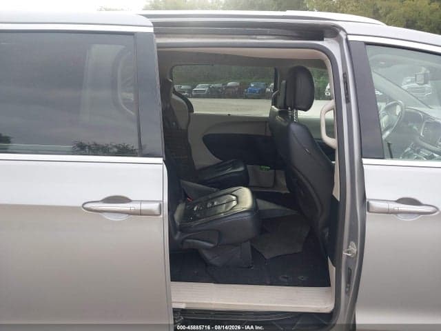 2018 CHRYSLER PACIFICA TOURING L 8