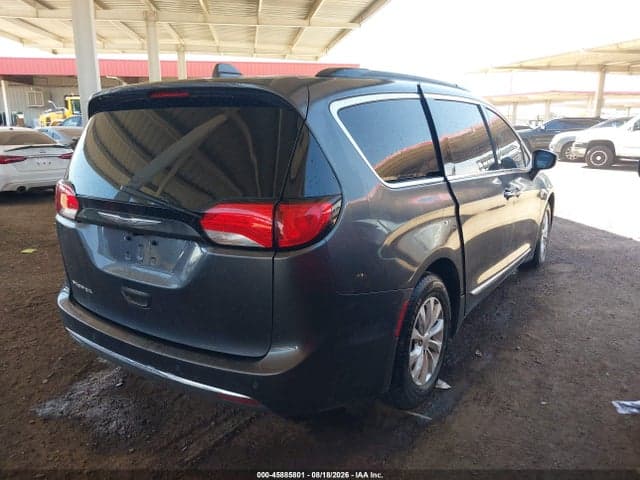 2017 CHRYSLER PACIFICA TOURING-L 4
