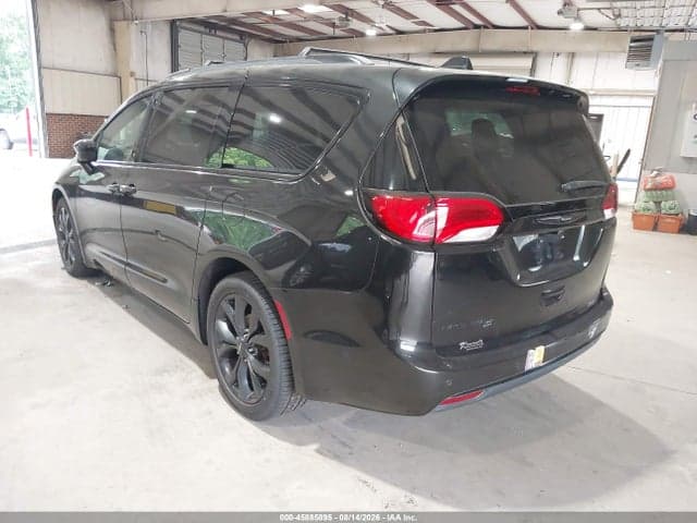 2018 CHRYSLER PACIFICA TOURING L 3