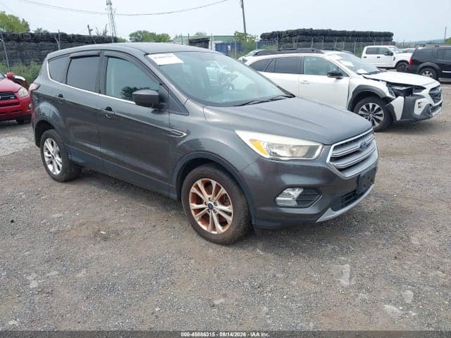 2017 FORD ESCAPE SE 1