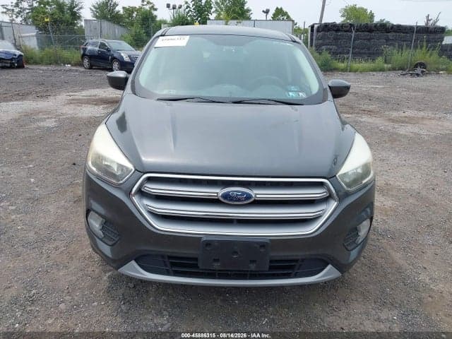 2017 FORD ESCAPE SE 6