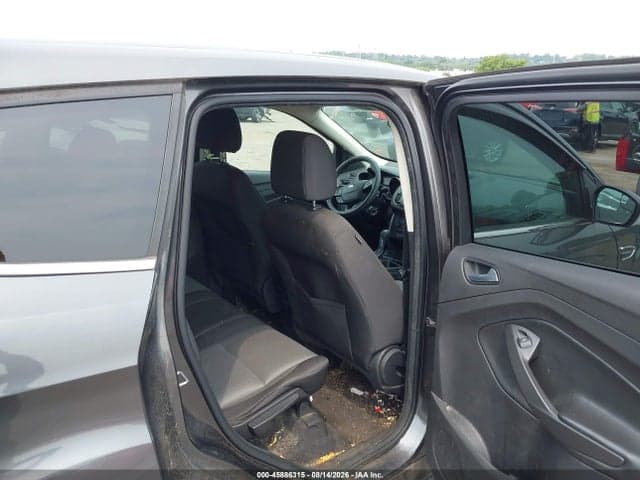 2017 FORD ESCAPE SE 8