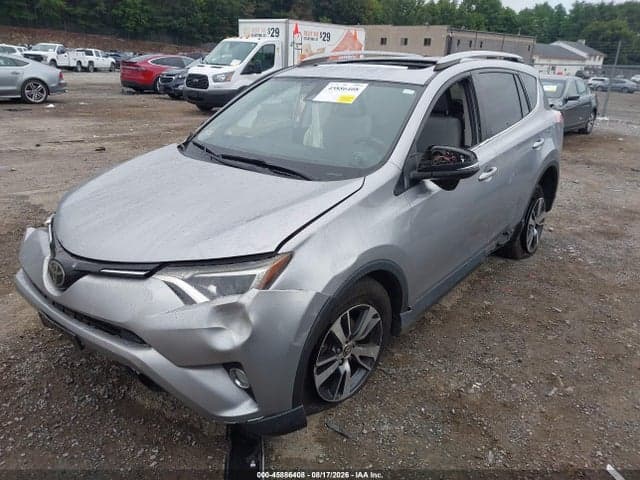 2018 TOYOTA RAV4 XLE 2