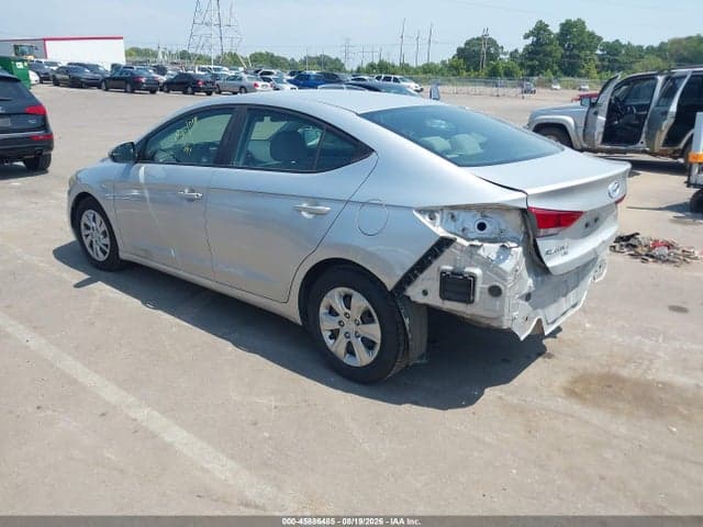 2018 HYUNDAI ELANTRA SE 3