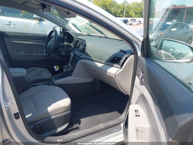 2018 HYUNDAI ELANTRA SE 5