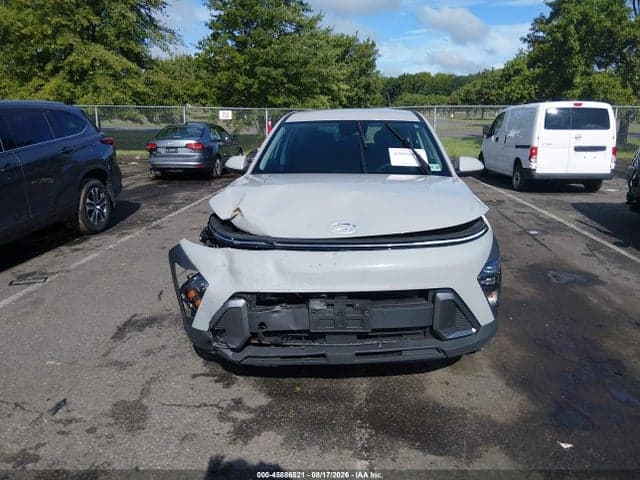2024 HYUNDAI KONA SE 6