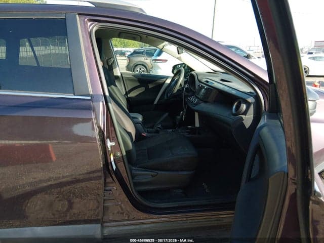2017 TOYOTA RAV4 LE 5