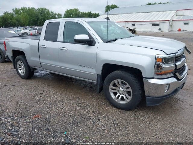 2017 CHEVROLET SILVERADO 1500 LT 1