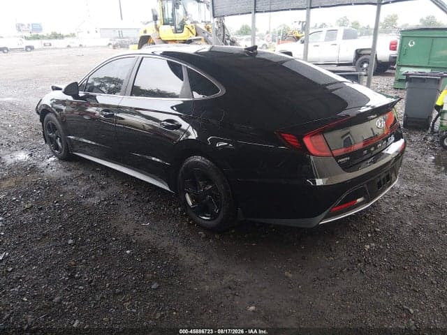 2022 HYUNDAI SONATA SE 3