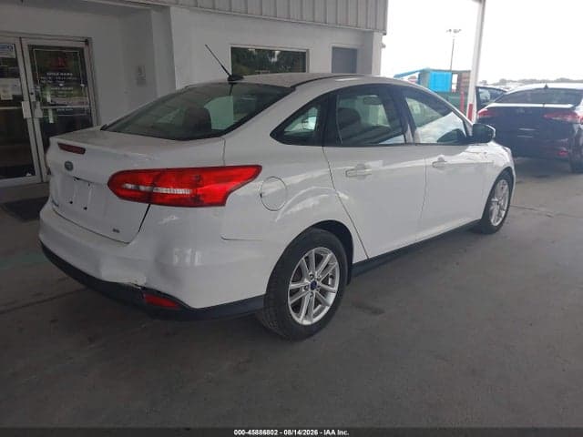 2017 FORD FOCUS SE 4