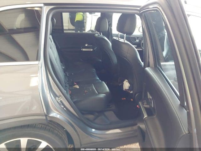 2021 MERCEDES-BENZ GLB 250 4MATIC 8