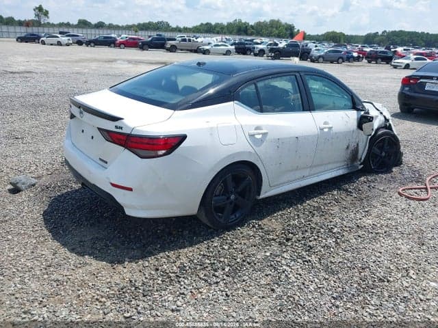 2023 NISSAN SENTRA SR XTRONIC CVT 4