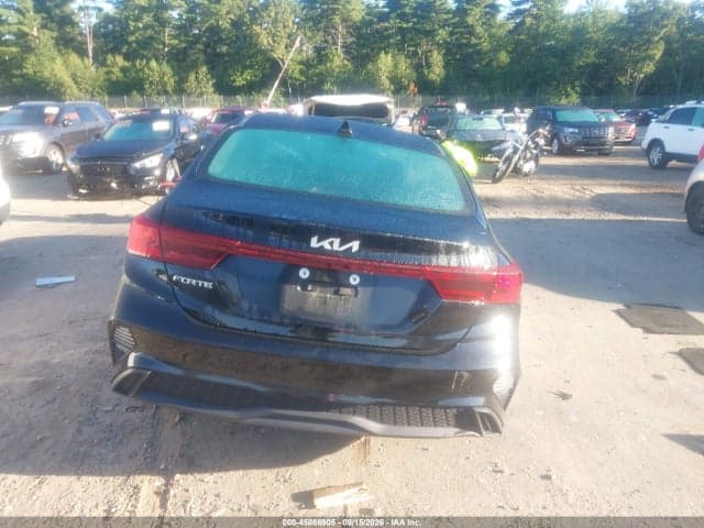 2024 KIA FORTE LXS 16